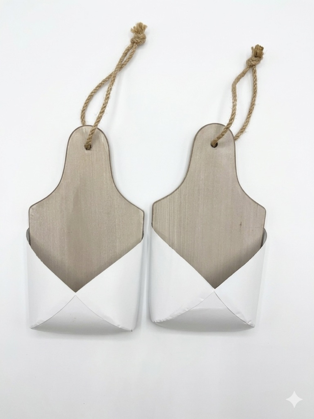 Willow Tree White and Natural Wood Hanging Wall Pockets (Set of 2)